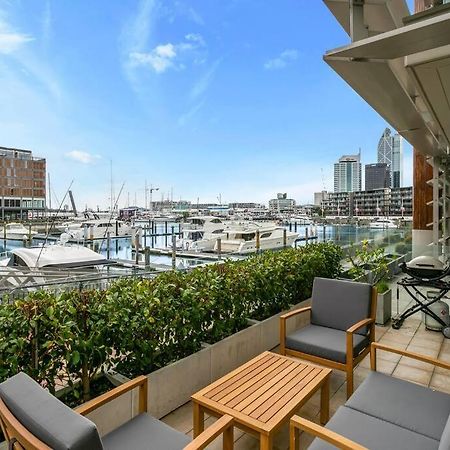 Elegant & Sunny Living With Stunning Marina Views Leilighet Auckland Eksteriør bilde