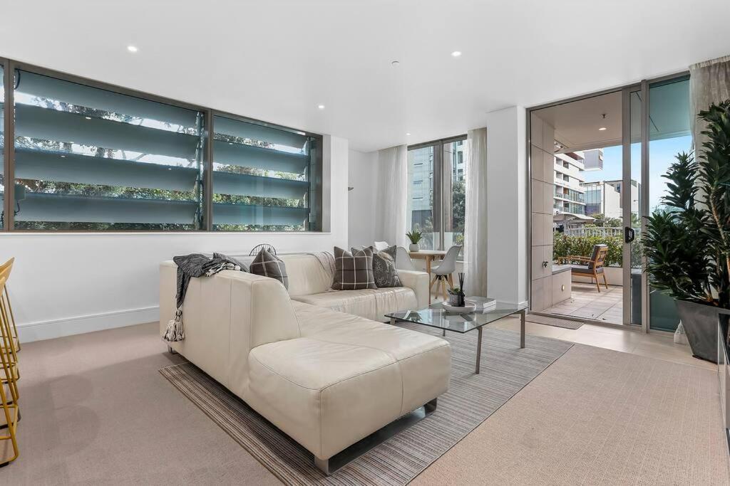 Elegant & Sunny Living With Stunning Marina Views Leilighet Auckland Eksteriør bilde
