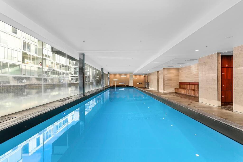 Elegant & Sunny Living With Stunning Marina Views Leilighet Auckland Eksteriør bilde