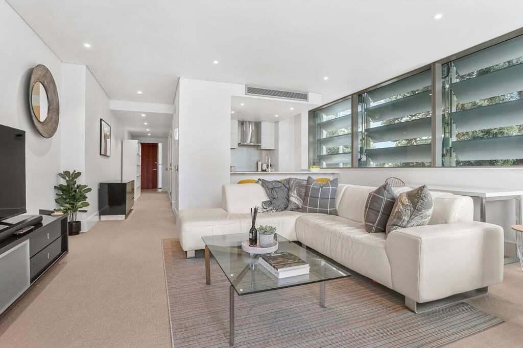 Elegant & Sunny Living With Stunning Marina Views Leilighet Auckland Eksteriør bilde